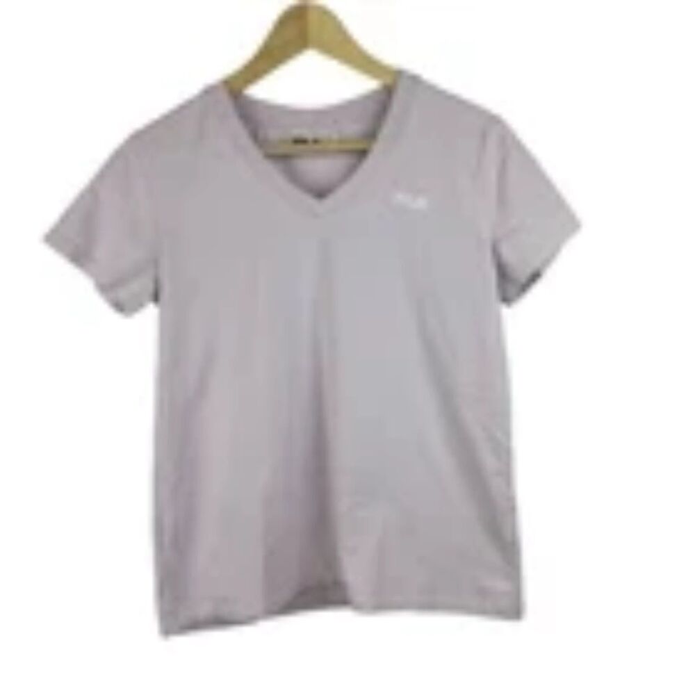 Fila Women's V-neck short sleeve Lavender Tee. Size M.